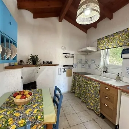 Lemon Tree - - Corfu Agios Markos